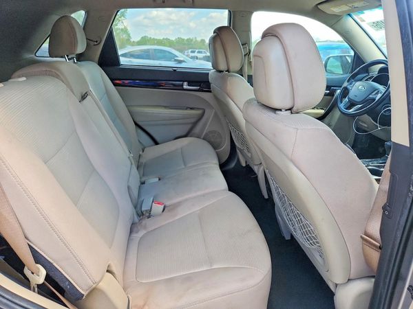 2014 KIA SORENTO