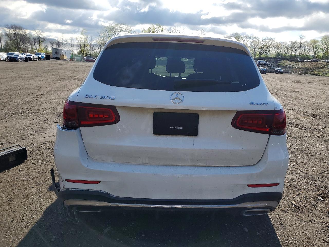 2022 MERCEDES-BENZ GLC