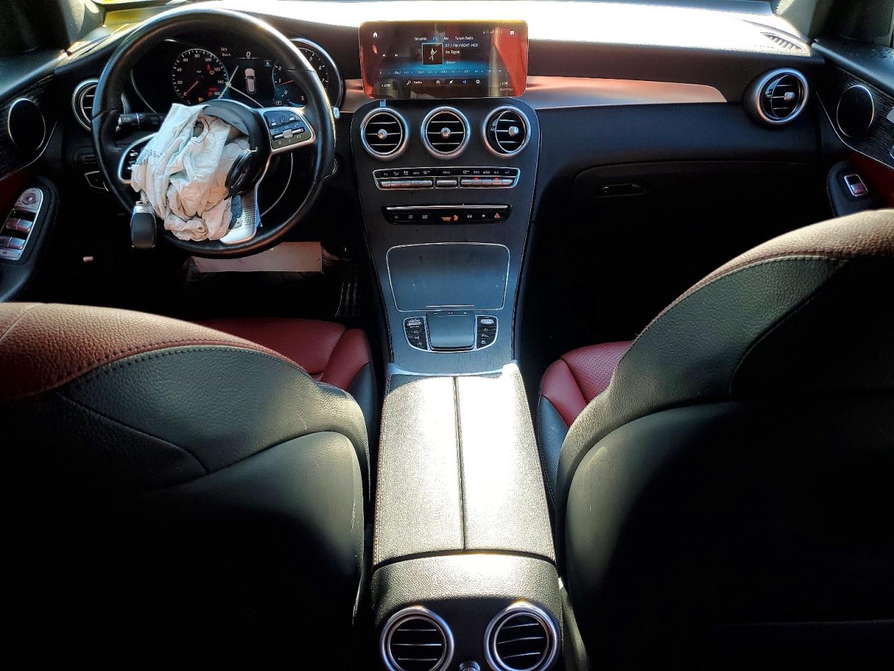 2022 MERCEDES-BENZ GLC