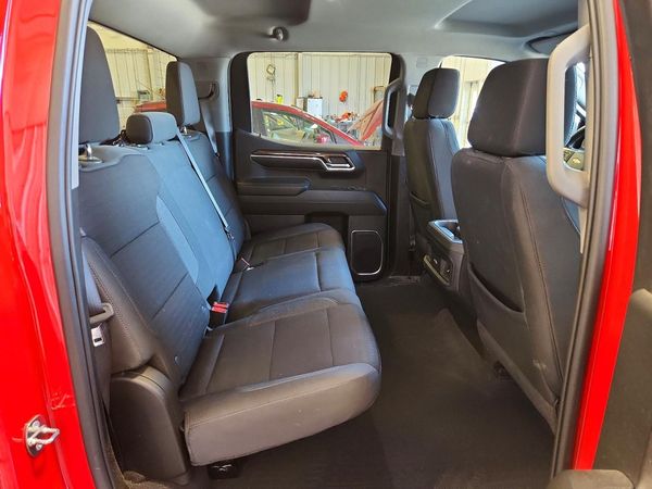 2024 CHEVROLET SILVERADO LT