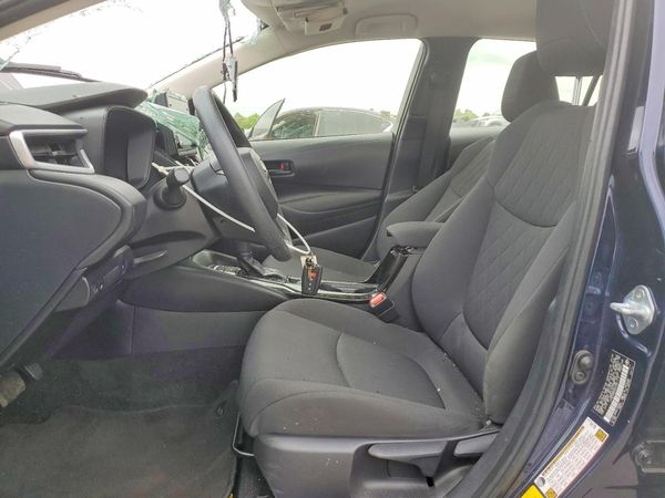 2022 TOYOTA COROLLA