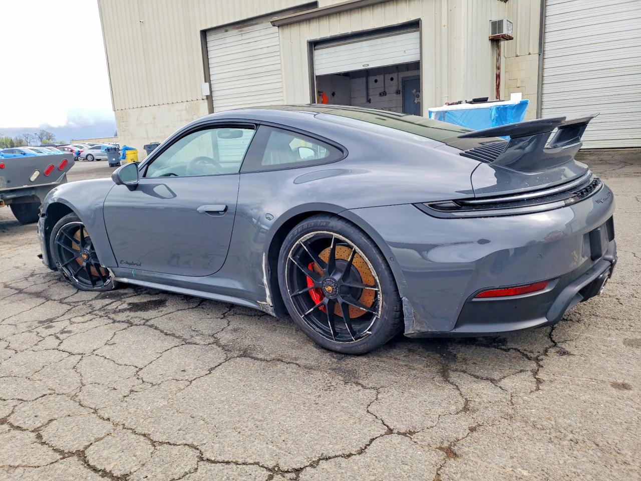 2025 PORSCHE 911