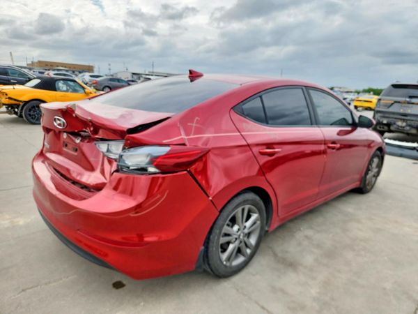 2018 HYUNDAI ELANTRA