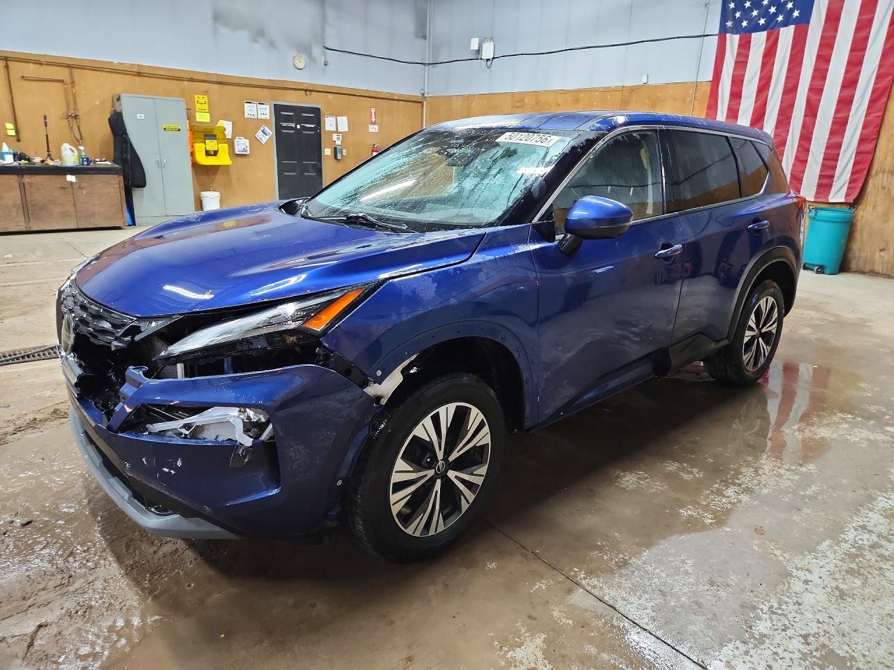 2021 NISSAN ROGUE SV — Front 3/4