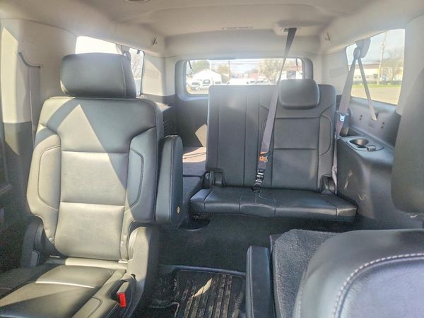 2017 CHEVROLET SUBURBAN LT