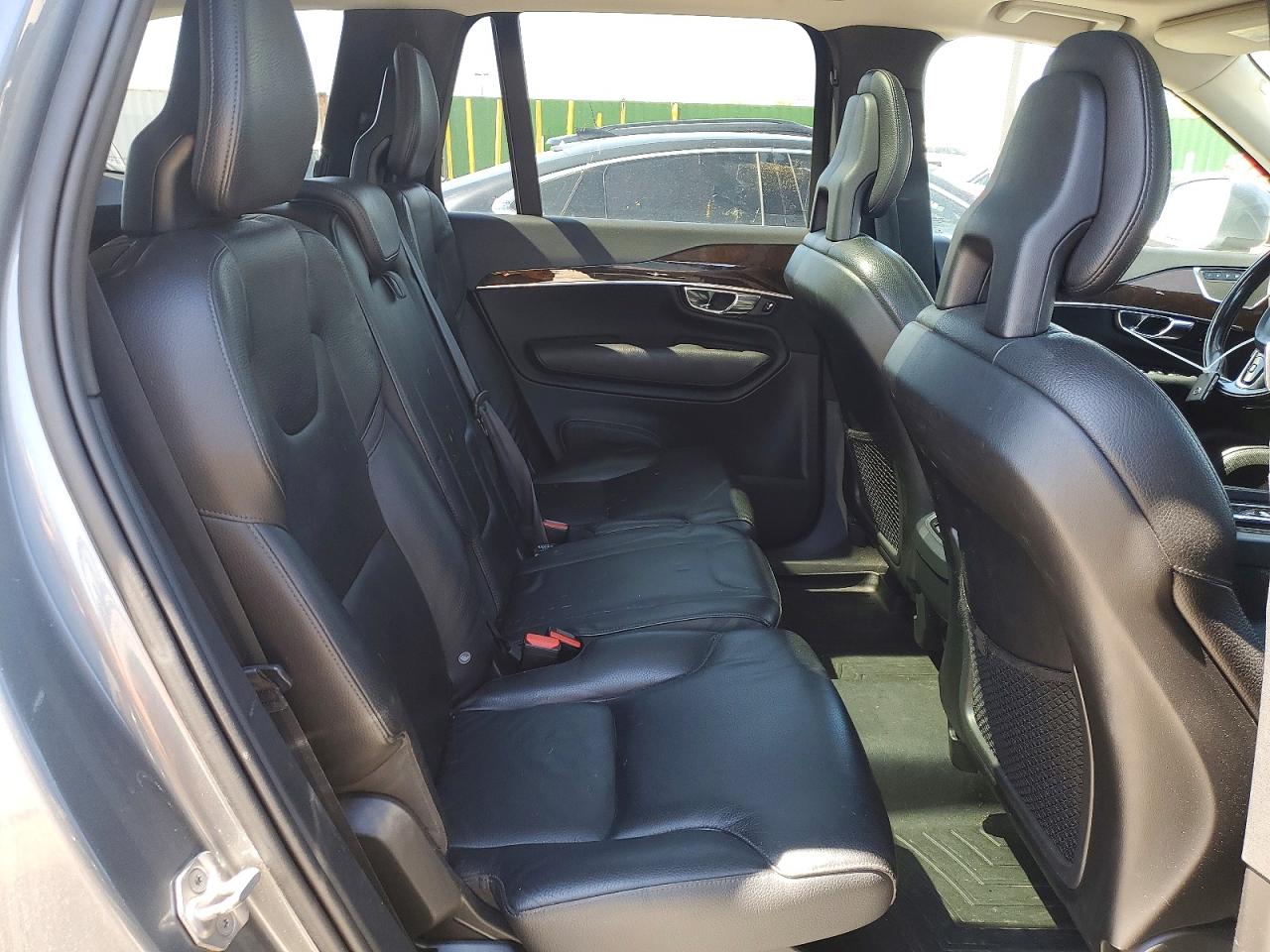 2016 VOLVO XC90 SV42 Momentum