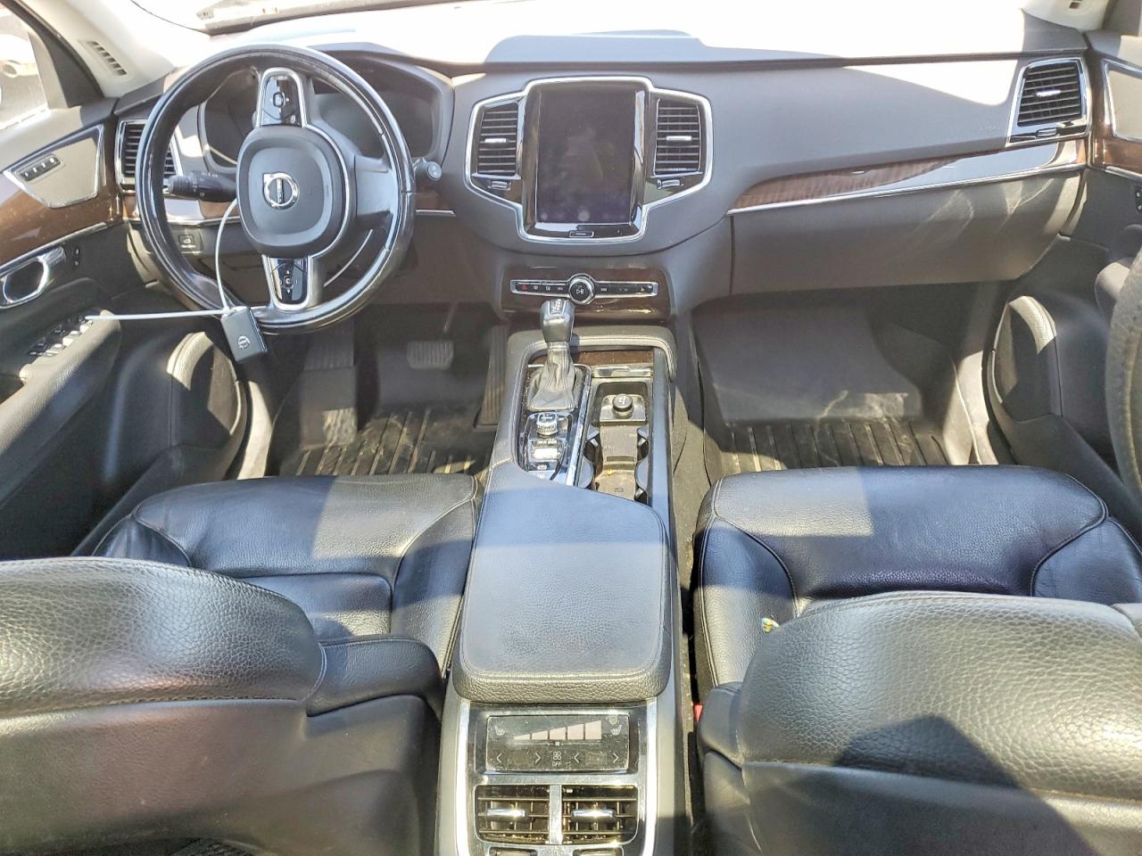 2016 VOLVO XC90 SV42 Momentum