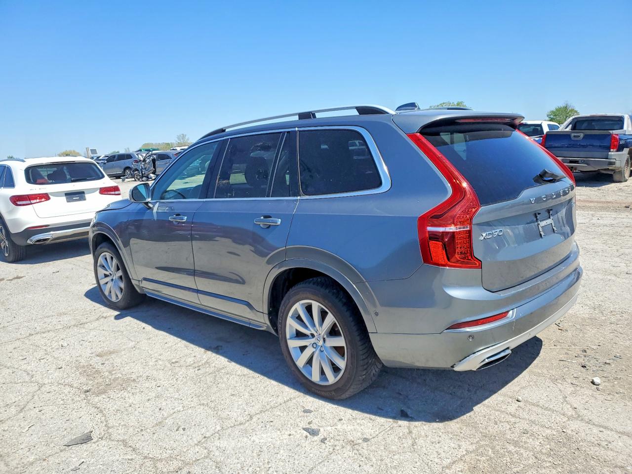 2016 VOLVO XC90 SV42 Momentum