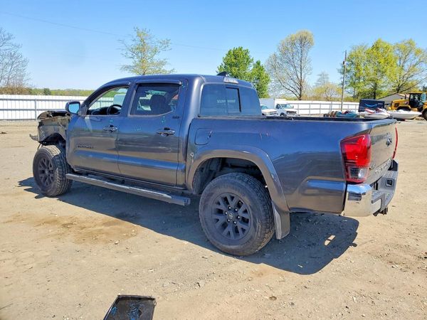 2018 TOYOTA TACOMA