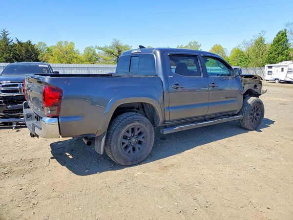 2018 TOYOTA TACOMA