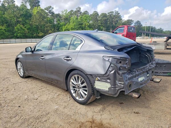 2021 INFINITI Q50 LUXE
