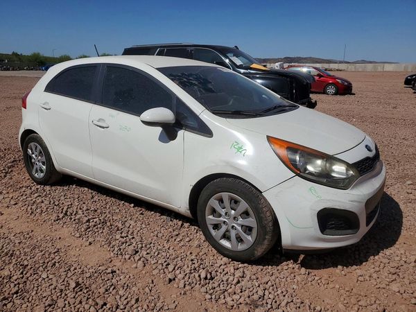 2015 KIA RIO GL - Middle-low