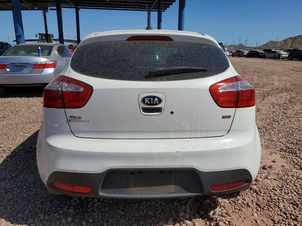 2015 KIA RIO GL - Middle-low