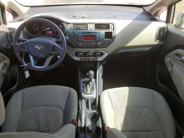 2015 KIA RIO GL - Middle-low
