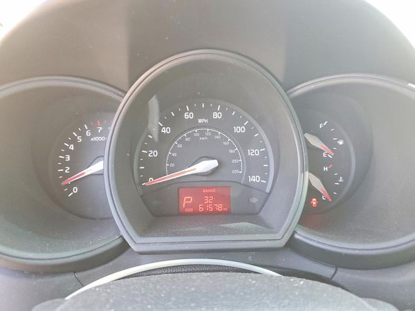 2015 KIA RIO GL - Middle-low