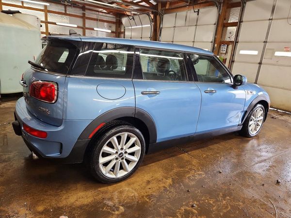 2018 MINI COOPER