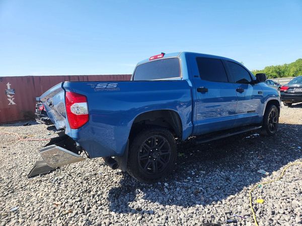2020 TOYOTA TUNDRA SR5 Grade
