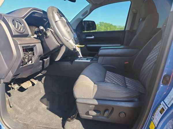 2020 TOYOTA TUNDRA SR5 Grade