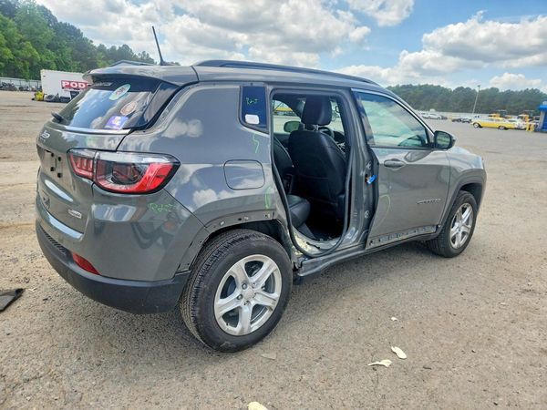 2023 JEEP COMPASS North, Latitude