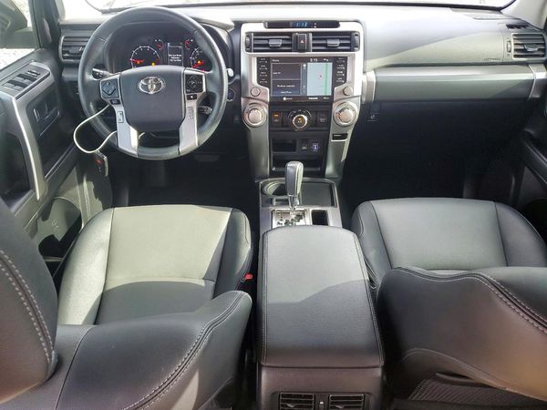 2024 TOYOTA 4RUNNER SR5 Prem