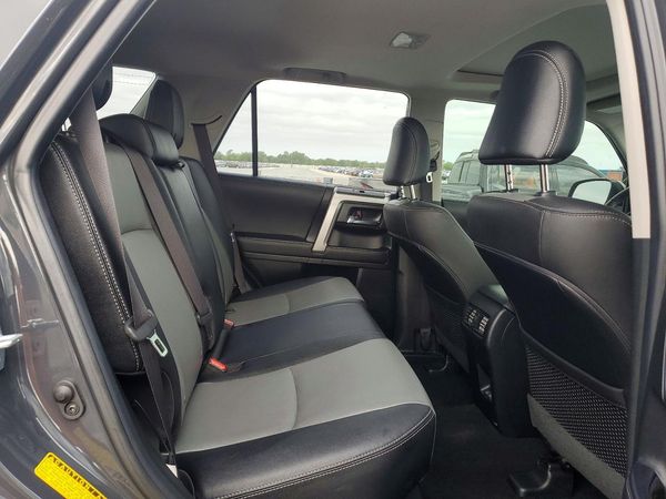 2024 TOYOTA 4RUNNER SR5 Prem