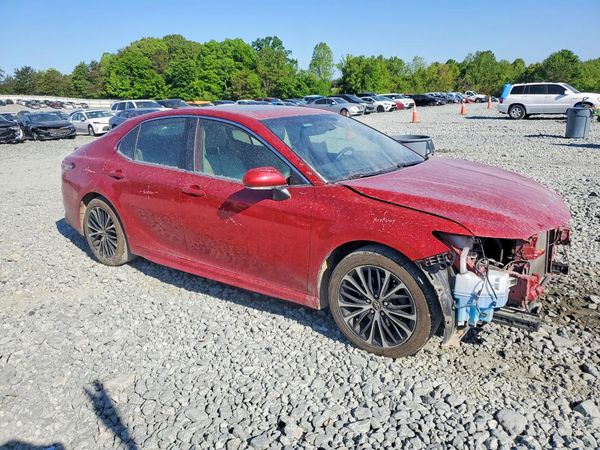 2019 TOYOTA CAMRY L/LE/SE/XLE — Passenger 3/4