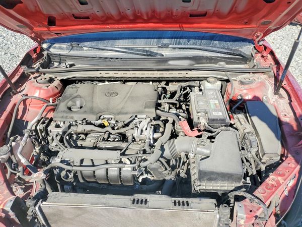 2019 TOYOTA CAMRY L/LE/SE/XLE — Engine bay