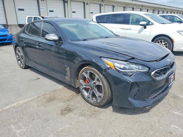 2018 KIA STINGER GT