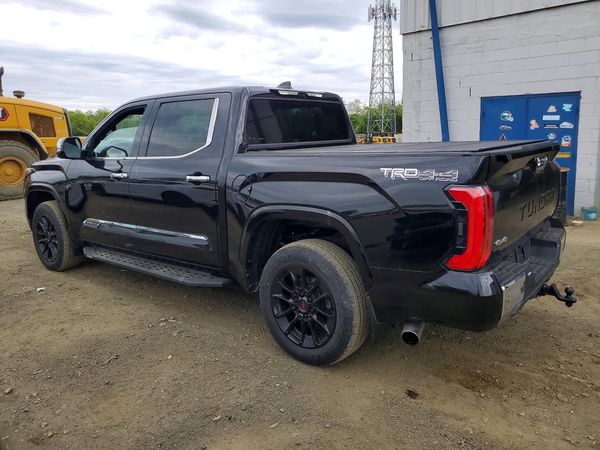 2023 TOYOTA TUNDRA