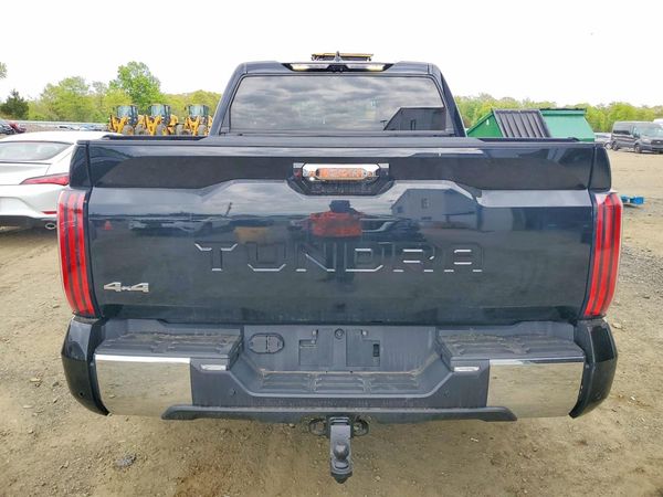 2023 TOYOTA TUNDRA