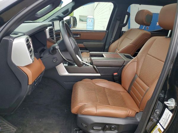2023 TOYOTA TUNDRA