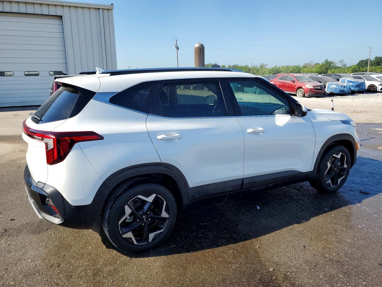 2024 KIA SELTOS EX