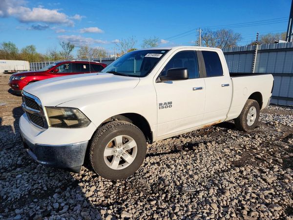 2013 RAM 1500 SLT QUAD CAB 4X4