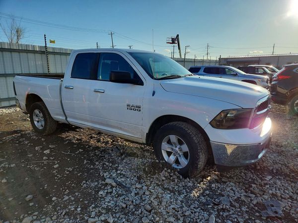 2013 RAM 1500 SLT QUAD CAB 4X4