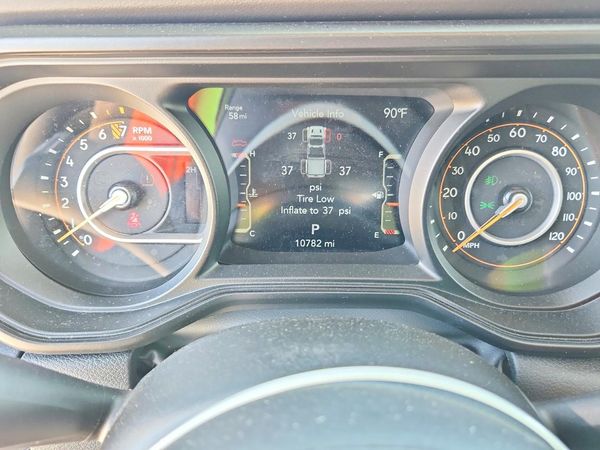 2025 JEEP GLADIATOR