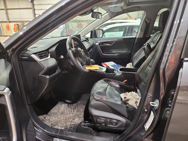 2025 TOYOTA RAV 4