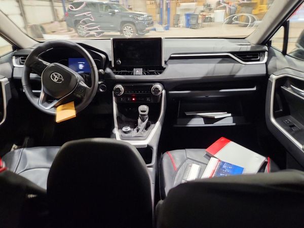 2025 TOYOTA RAV 4