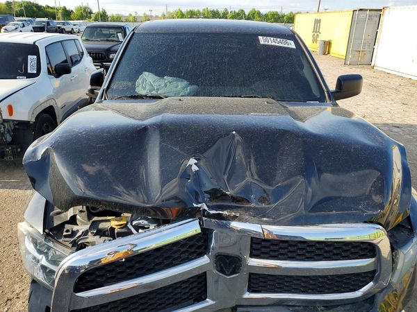 2017 RAM 1500 SLT