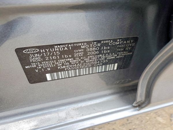 2016 HYUNDAI ELANTRA
