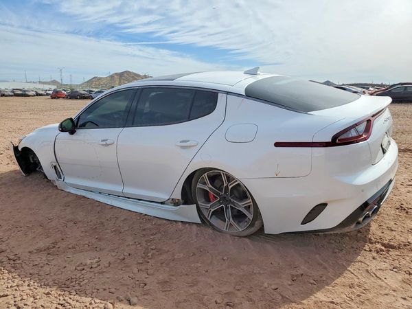 2019 KIA STINGER