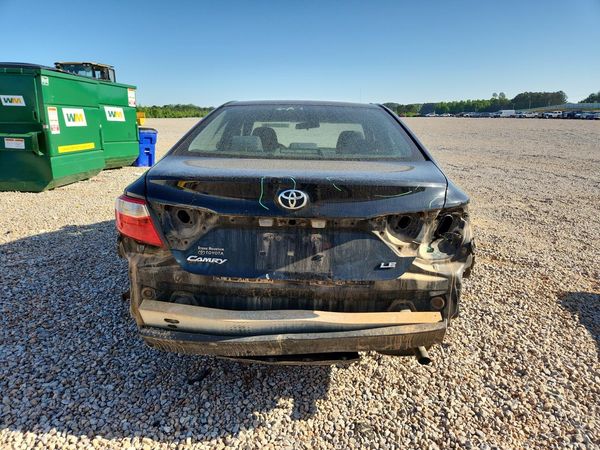 2016 TOYOTA CAMRY
