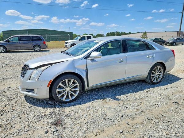 2016 CADILLAC XTS Luxury