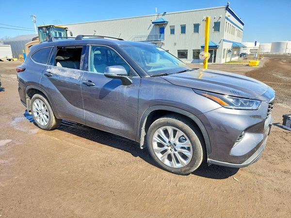 2024 TOYOTA HIGHLANDER