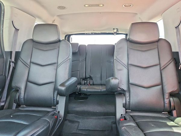 2016 CADILLAC ESCALADE Luxury