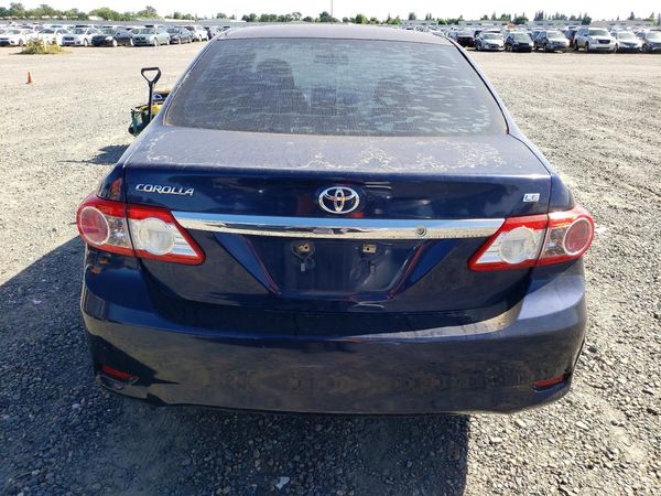 2013 TOYOTA COROLLA