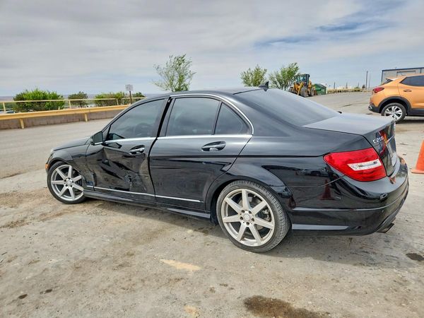 2014 MERCEDES-BENZ C C250