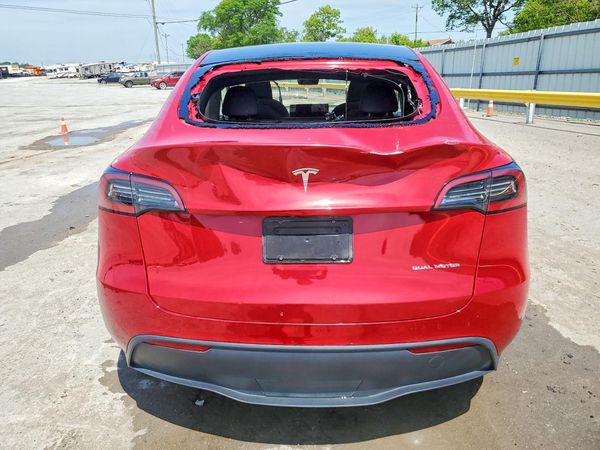 2023 TESLA MODEL Y