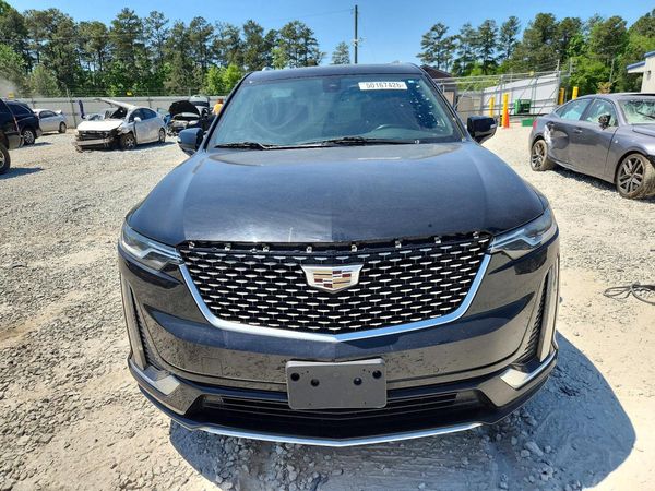 2021 CADILLAC XT6