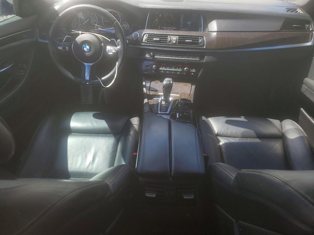 2015 BMW 550