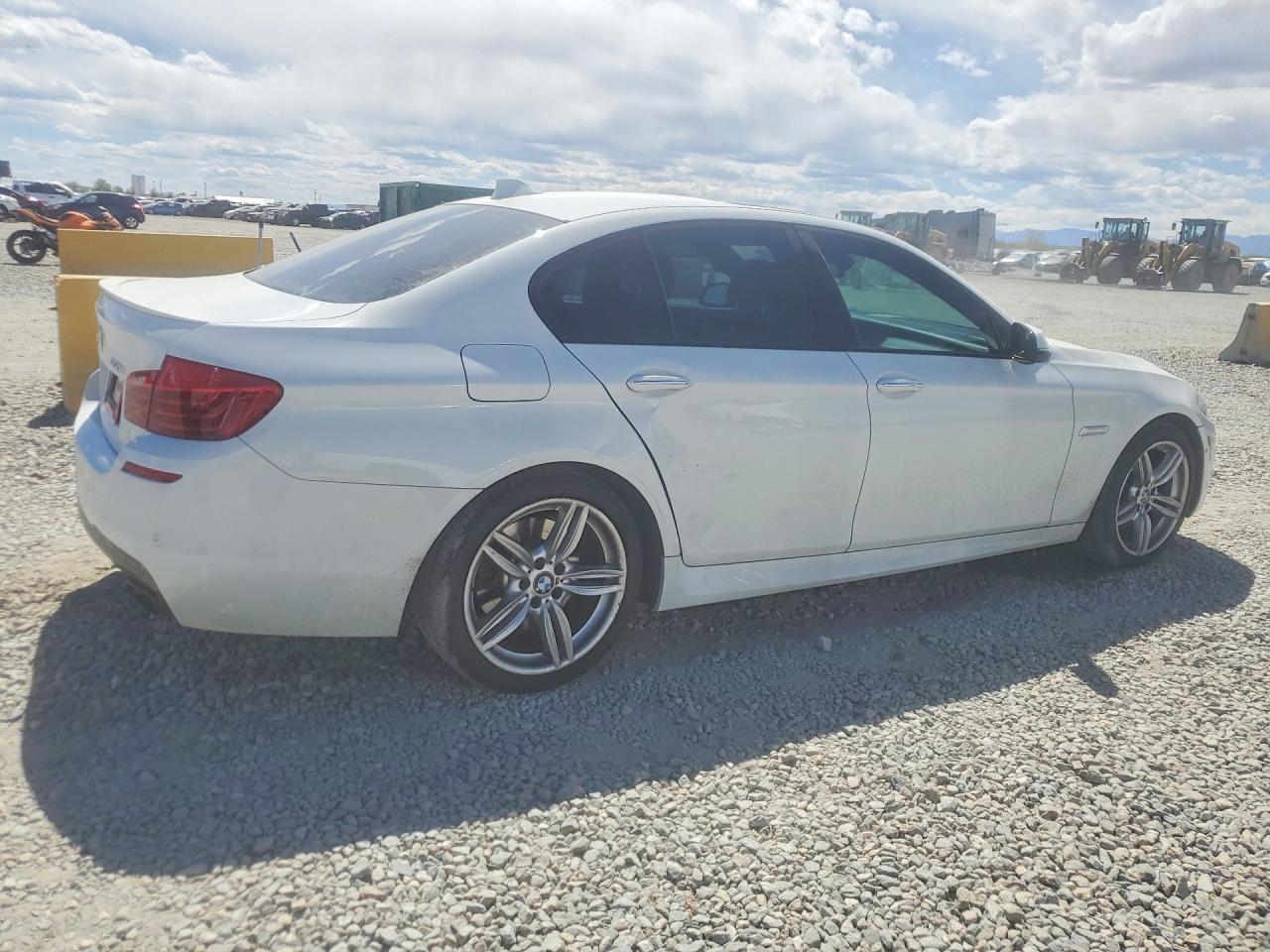2015 BMW 550